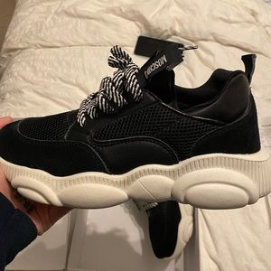 Authentic Moschino Teddy shoes sneakers